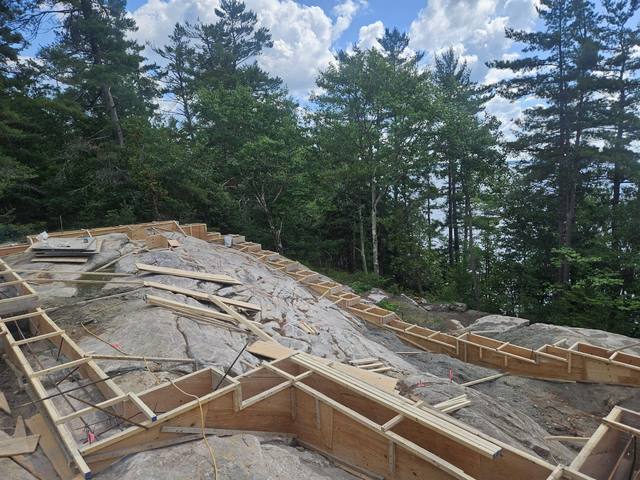 Footings on Exposed Bedrock