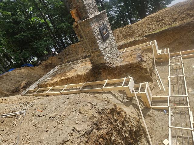 Layout and formwork wrapping the original masonry