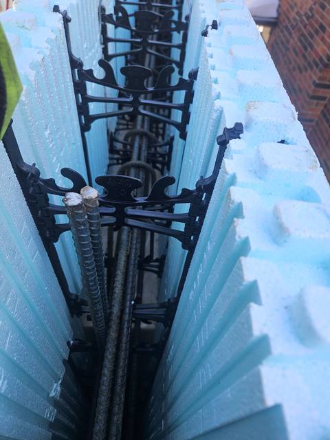 Highbourne, for Nobility Homes — inside the wall: alignment and Giraffe bracing set